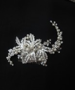 T006-Pearls Crystal Hair Clip